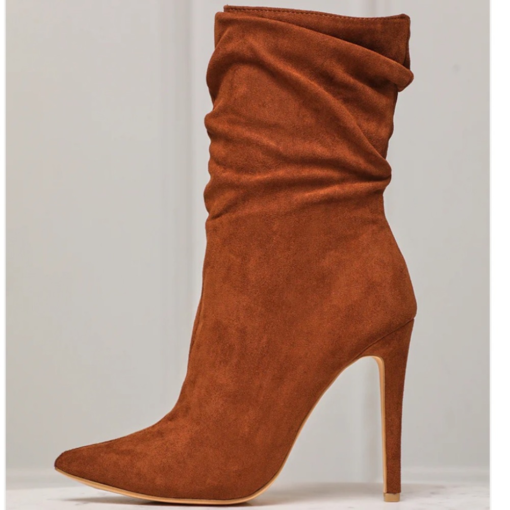 BRAND NEW- Chesnut Boot- Sz:10